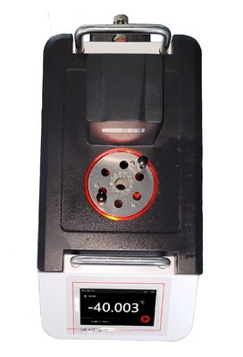 0.001 grados C Alta resolución PID portátil con control automático Baño de aceite termostático Blanco