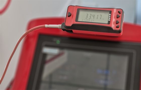 Pt100 Termómetro digital con transmisión inalámbrica de datos y estabilidad ±0,05C/1 año